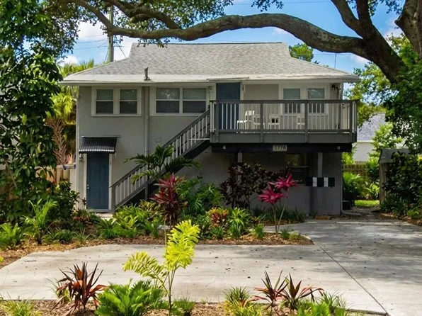 3734 Burlington Ave N APT 1, Saint Petersburg, FL 33713