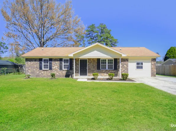 202 Gippy Dr, Summerville, SC 29486