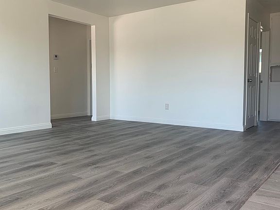 4th image of 4953 N Saint Malo Ave