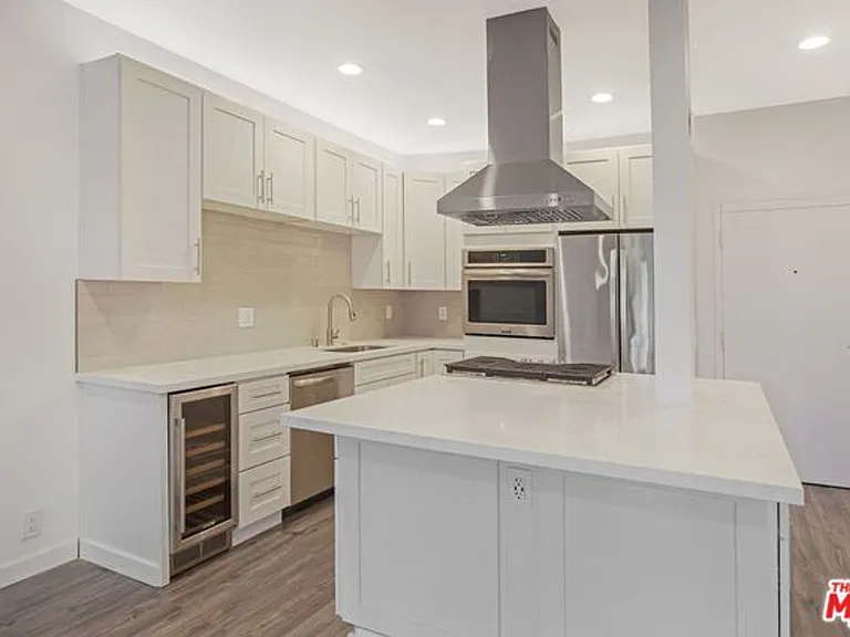 8675 Falmouth Ave #118 — Photo 3