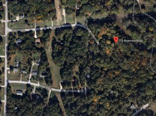 713 Riverview Rd, Raleigh, NC 27610