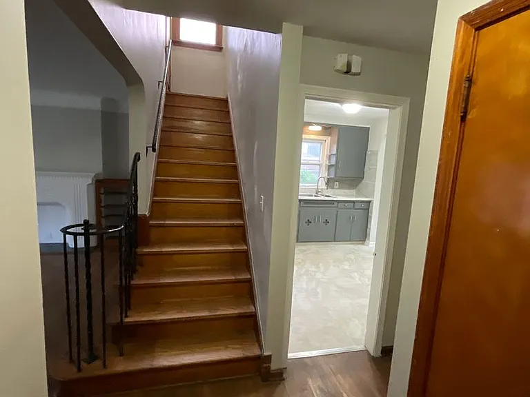 11013 Lincoln Ave — Photo 6