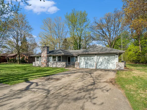 336 Tannery Dr, Coloma, MI 49038