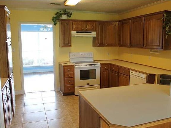 5th image of 4509 Shelly Ln