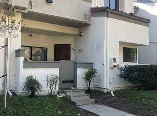 12 Blackbird Ln, Pomona, CA 91766