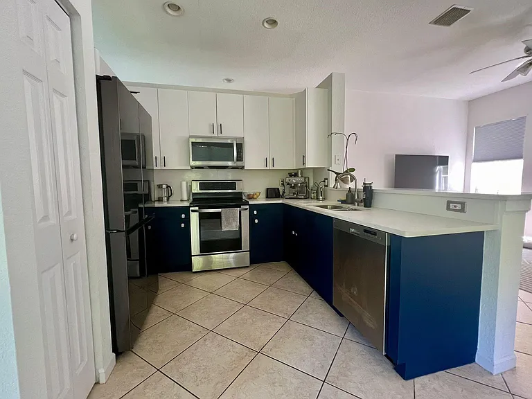 522 Live Oak Ln — Photo 9