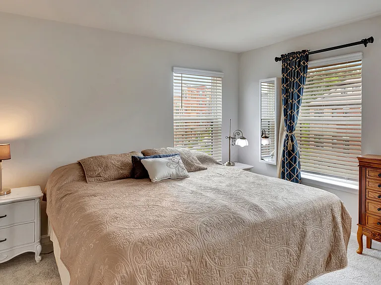 4331 Laplata Ave — Photo 15