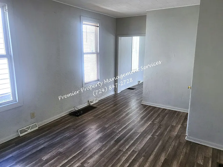 509 Blaine St — Photo 7