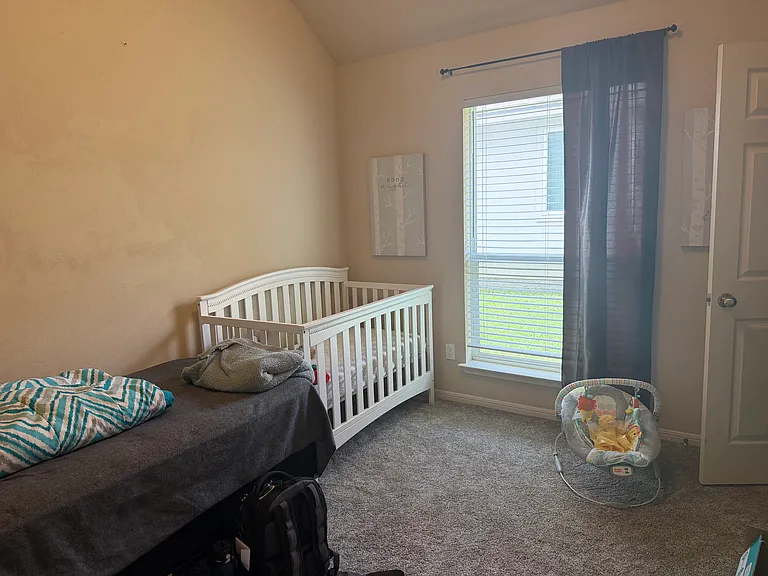 5811 Alexandria Dr — Photo 16