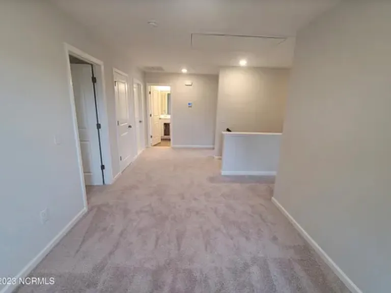 9008 Laurel Bay Ln — Photo 15