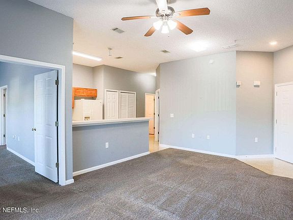 4th image of 7920 Merrill Rd #1-1305