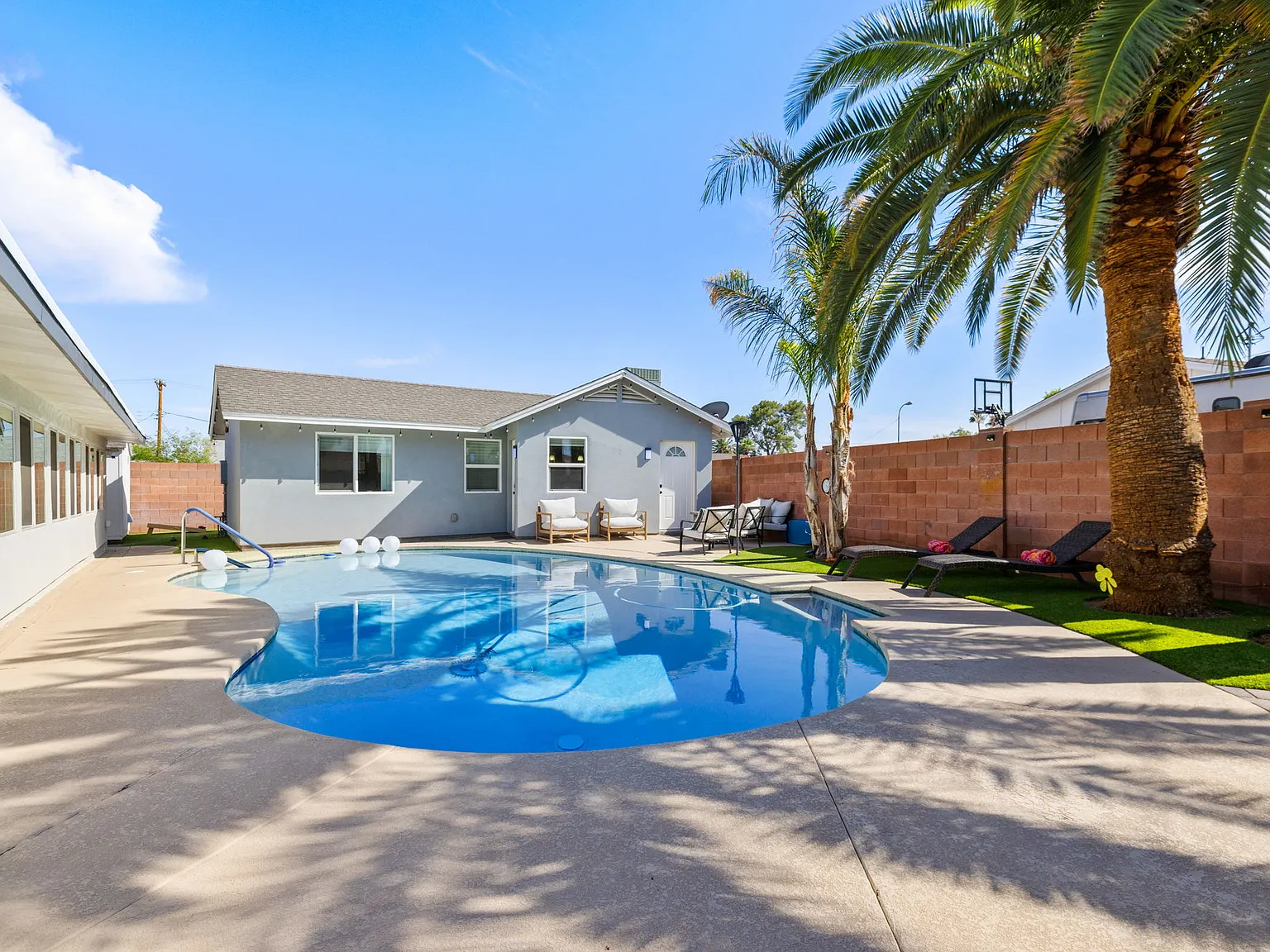 8259 E Mulberry Ln — Photo 2