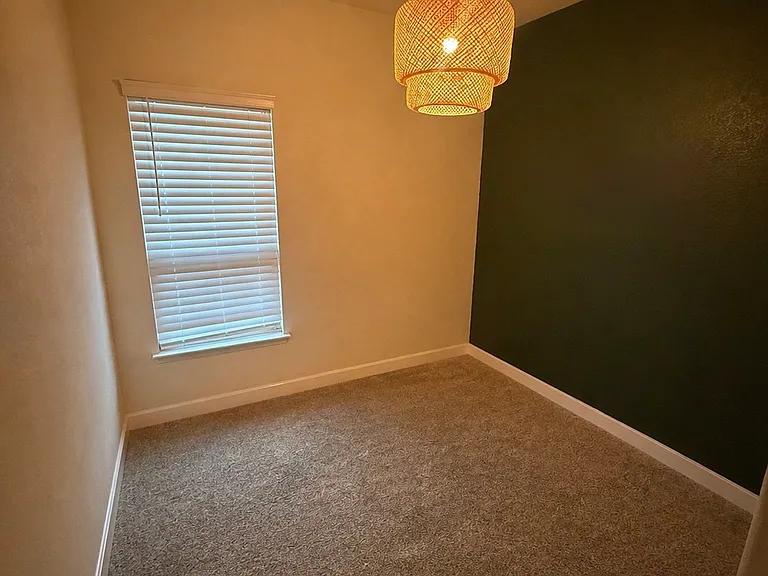 4079 Ellinger Dr — Photo 19