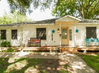 1102 E 14th St #1/2, Cameron, TX 76520