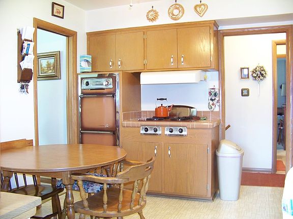 Eat in Kitchen