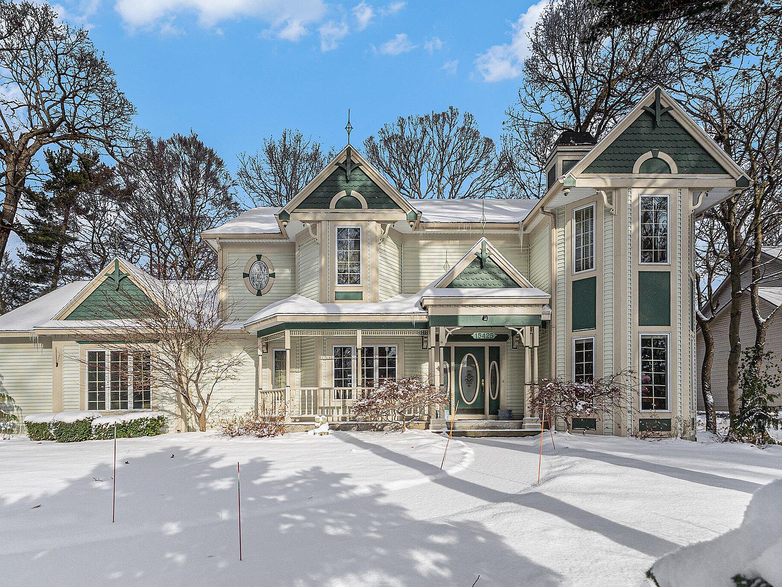 15425 Oak Point Dr, Spring Lake, MI 49456 | Zillow