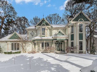 15425 Oak Point Dr, Spring Lake, MI 49456