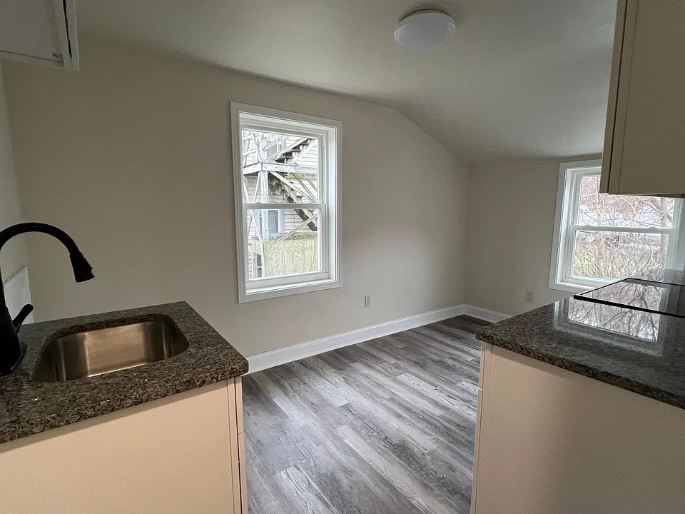 321 Lincoln Hwy #2