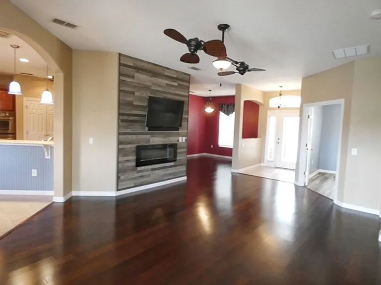 2630 Lookout Ln — Photo 7