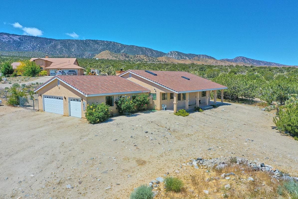 10198 Pineview Rd, Pinon Hills, CA 92372 Zillow