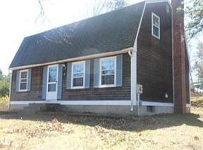 2nd image of 74 Phelps St