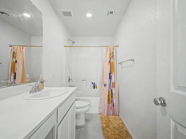 9963 Ravenswood Peak Ave — Photo 21