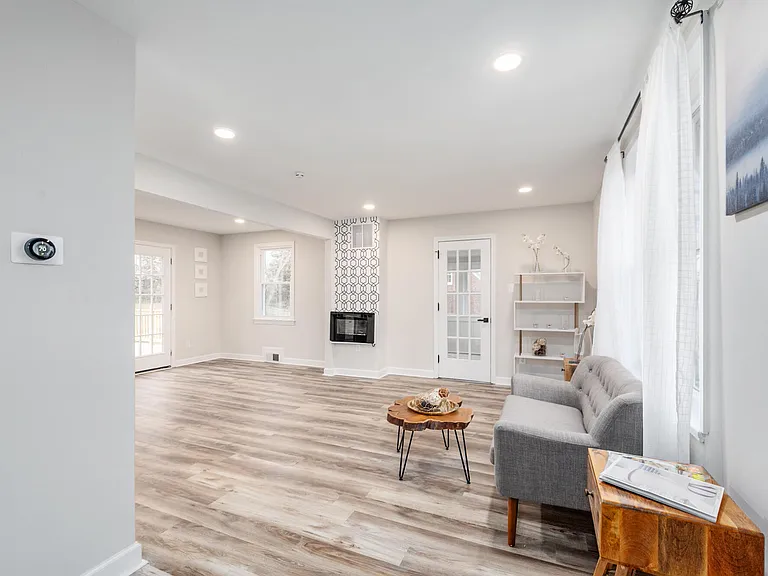 2816 Schooley Dr — Photo 20