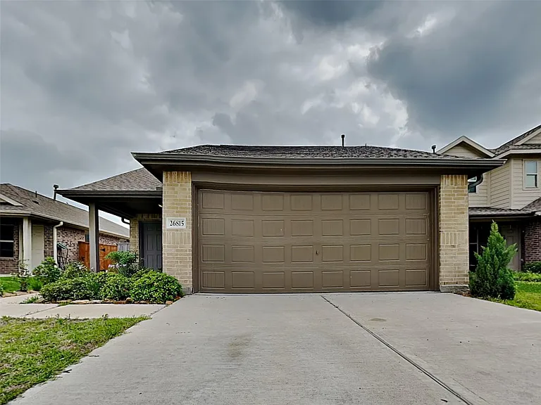 26815 Wilderye Cove Ln — Photo 1