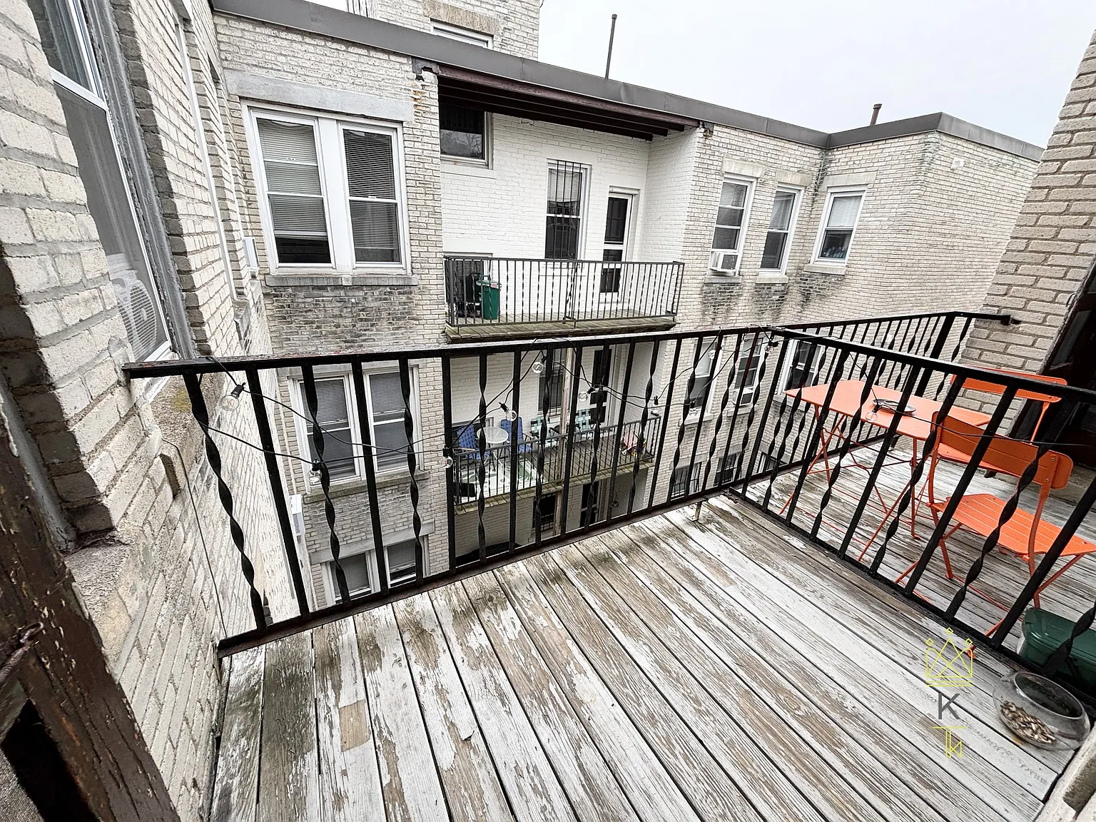 2 bed, $2,850 — Photo 2