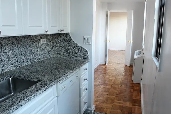 Rented by Keller Williams NYC | media 3