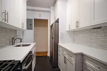 Rented by Rita S Citrin, LREB