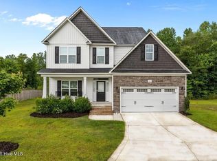 1165 Camellia Dr, Vass, NC 28394