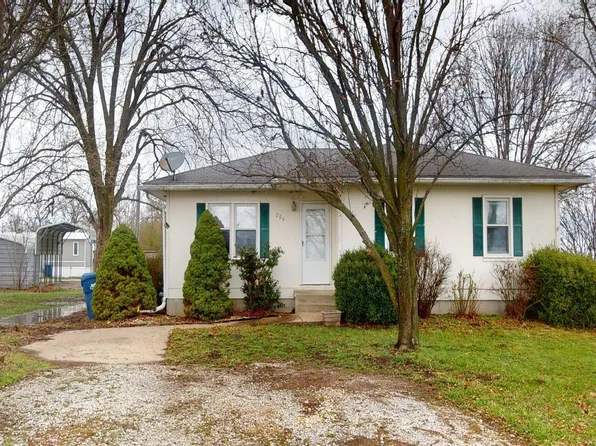 204 Fowler St, Hughesville, MO 65334