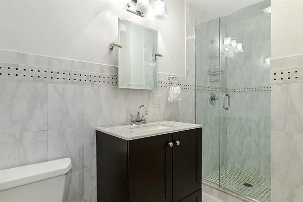 Sold by Compass | media 20