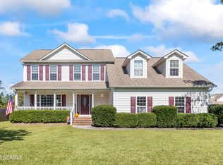 211 Bunker Ct, Jacksonville, NC 28540