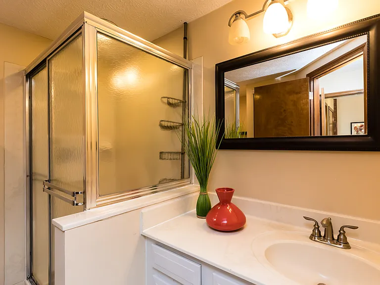 4112 Loughmoor Dr — Photo 18