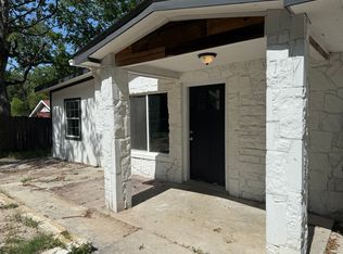 757 Koepp St, Seguin, TX 78155