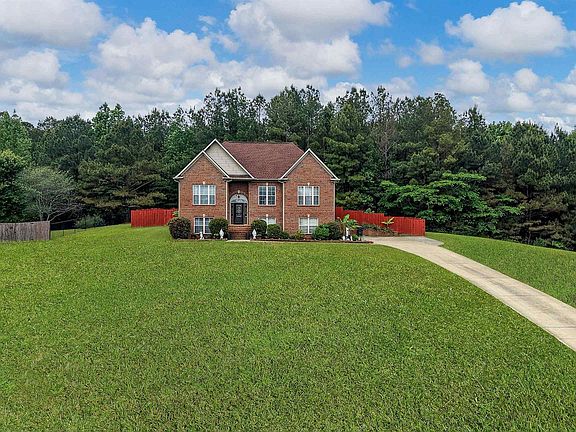 3rd image of 715 Ridgefield Way