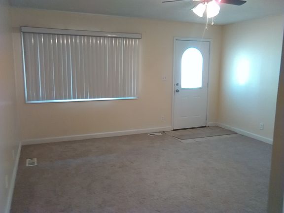 5th image of 728 Tinley Dr