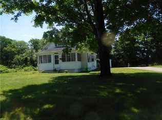 8 Egypt St, Ashaway, RI 02804