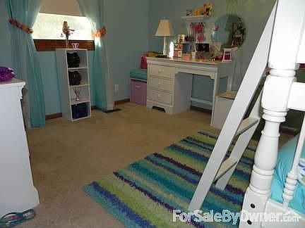 10x12 bedroom