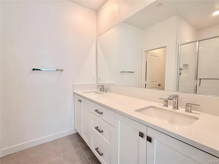 1677 W Lincoln Ave #103 — Photo 21