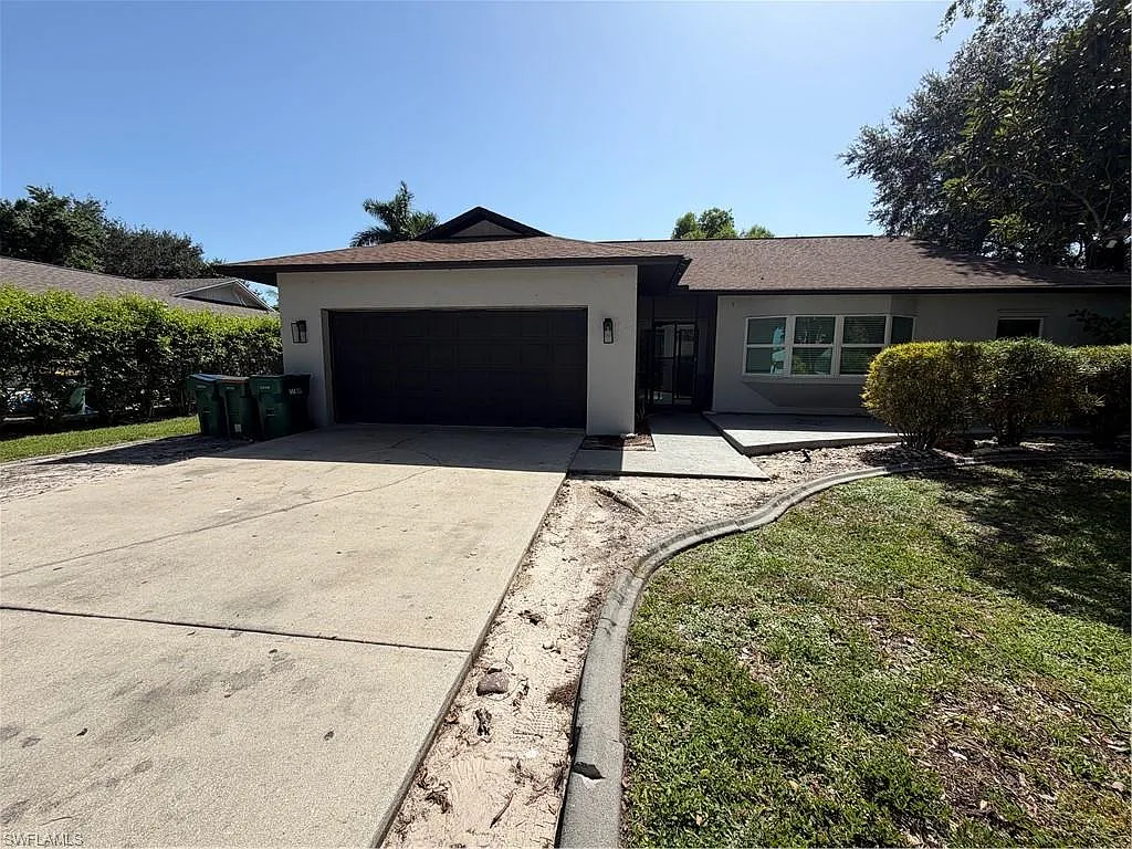 3 bed, 2.0 bath, 1700 sqft, $2,000 — Photo 1