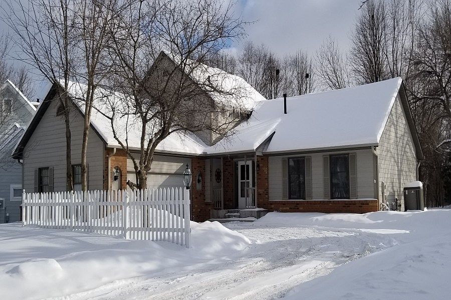 1st image of 1601 Rushmore Dr