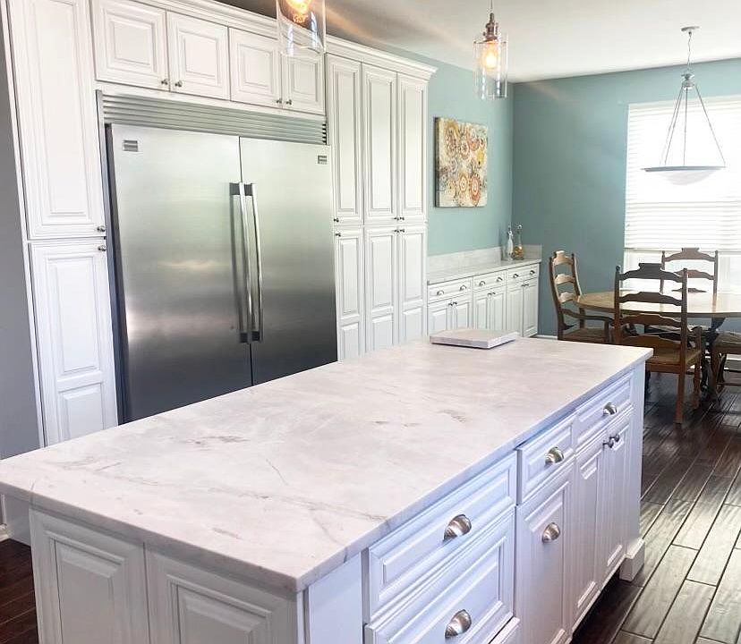Oversized kitchen with professional appliances