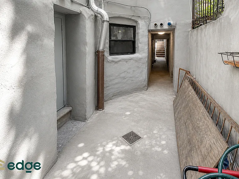 654 Park Pl #1RB — Photo 12