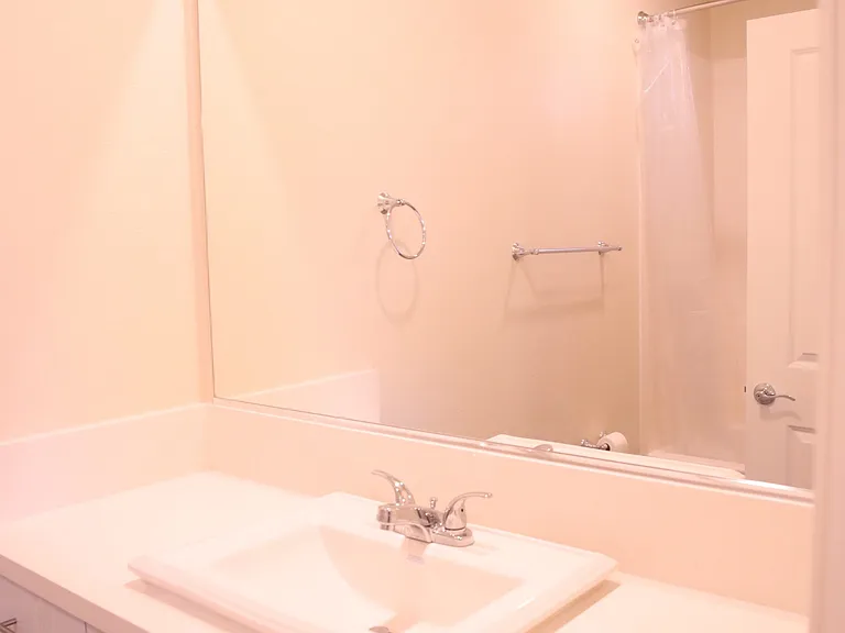 10821 Portico Cir — Photo 16
