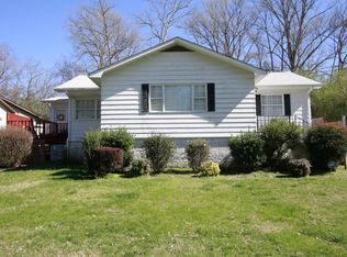 110 California Ave, Oak Ridge, TN 37830