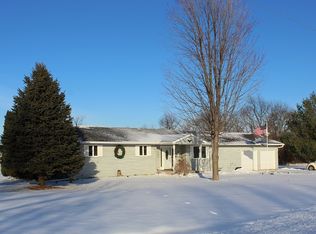 3 Waunee Est, Kewanee, IL 61443