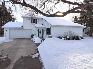 614 Widgeon Ct, De Pere, WI 54115